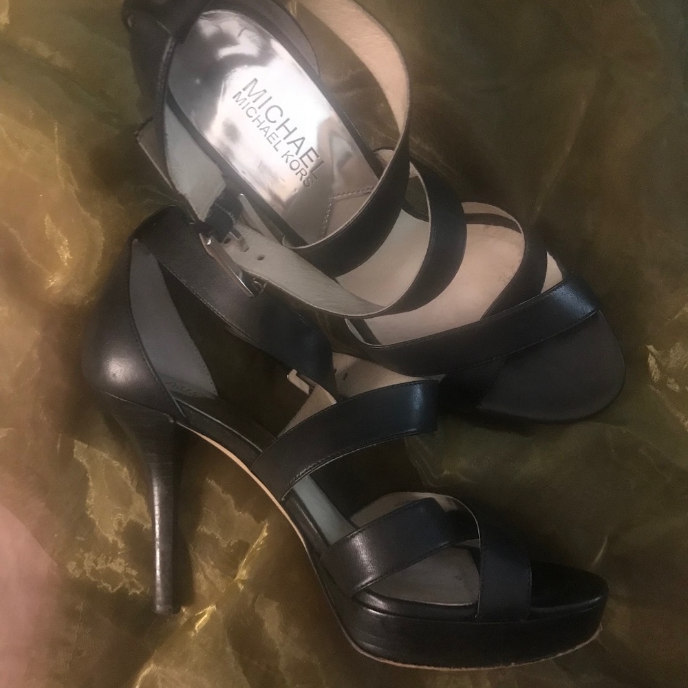 Michael Kors heels size7
